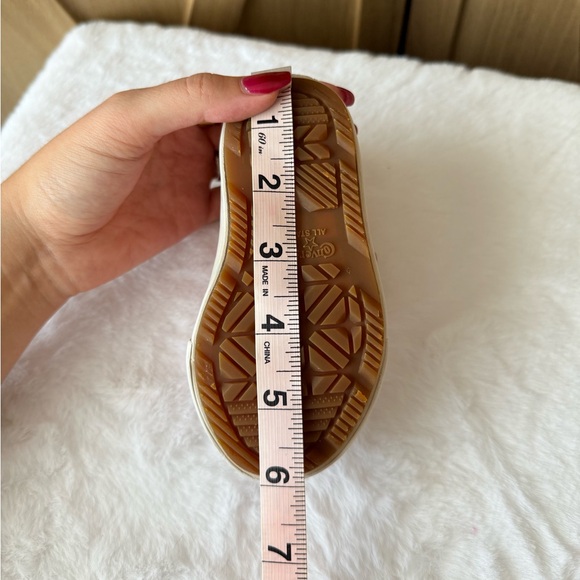 Size 5c Pink Converse Counter Climate high-top toddler kids sneakers - Picture 6 of 6